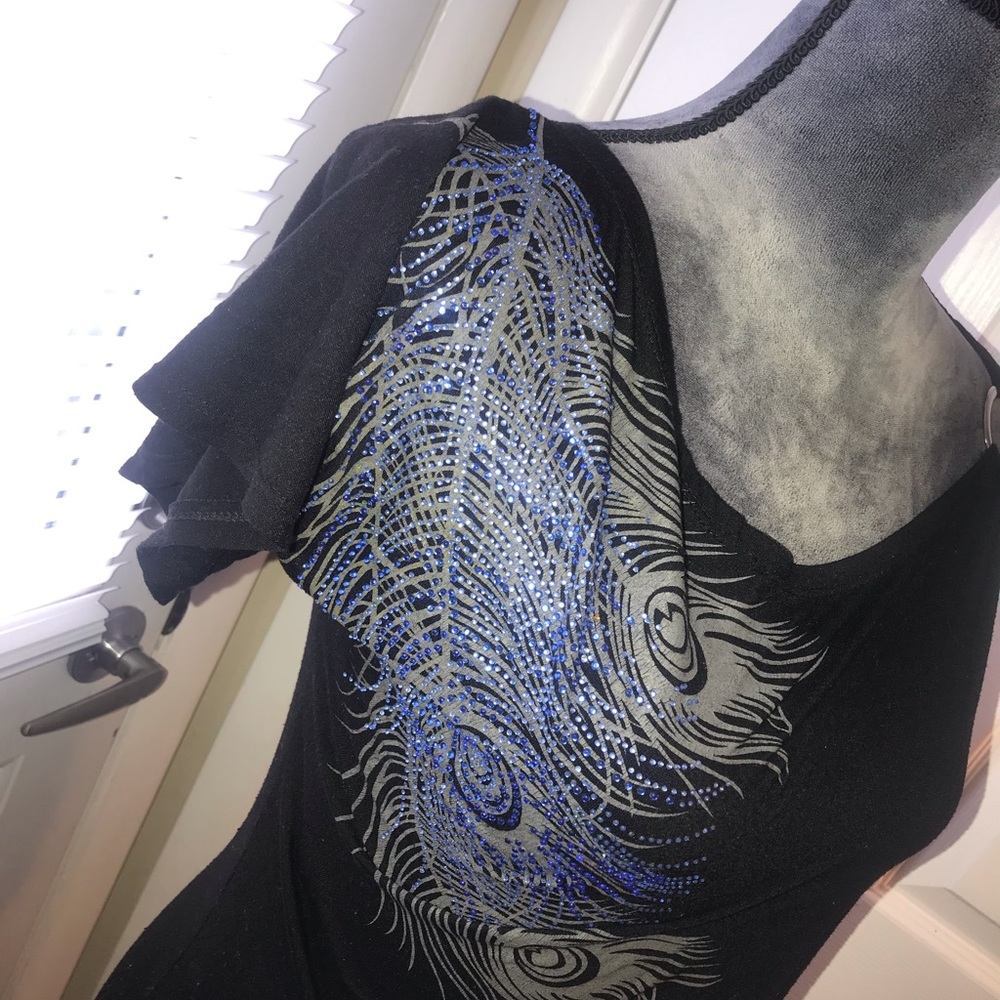 Asymmetrical black shirt